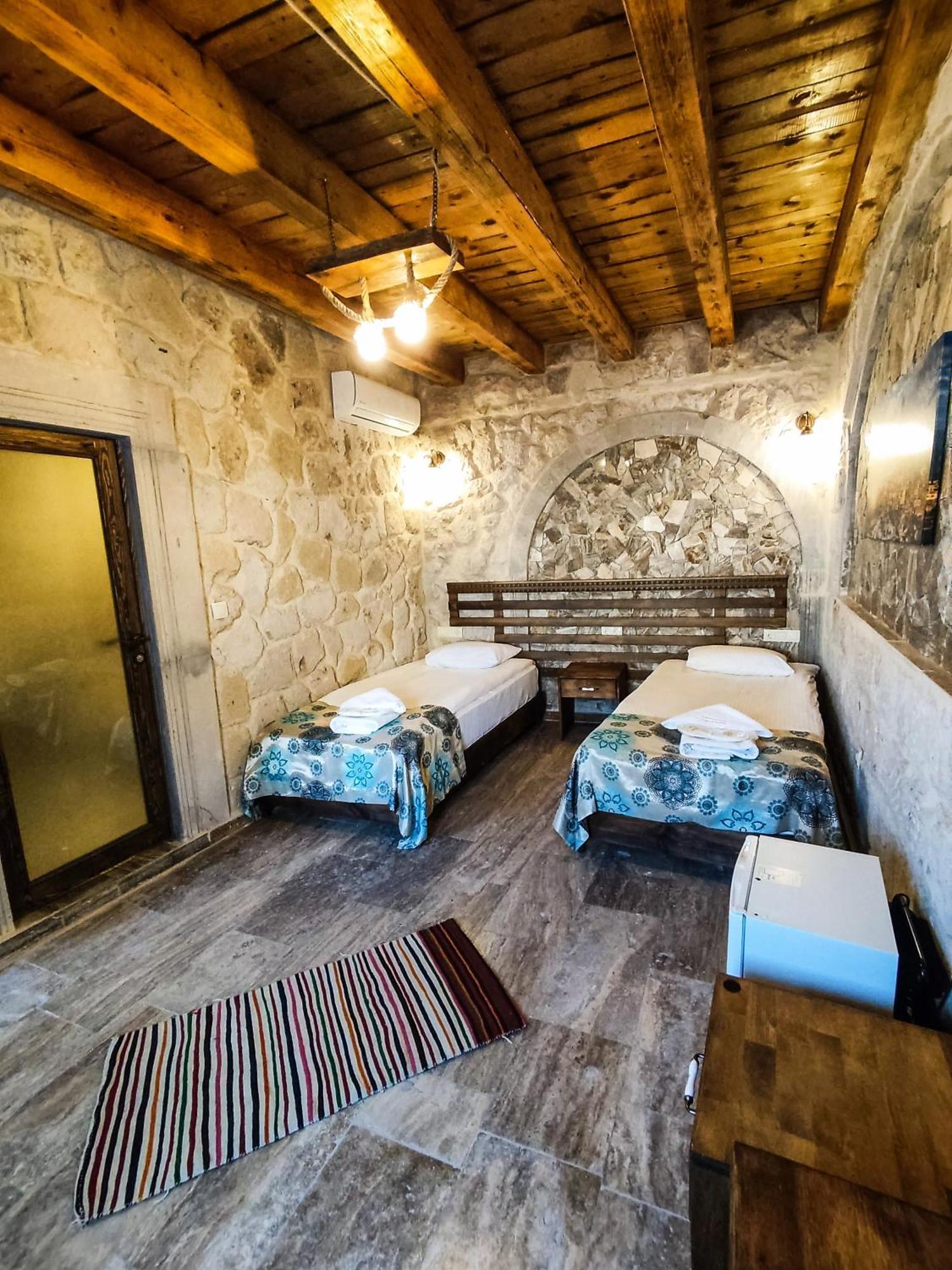 Cappadocia Caves Hotel Goreme Room photo